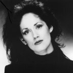 Томпсон Лора