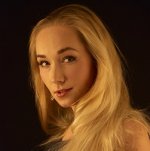 Валаханович Ксения